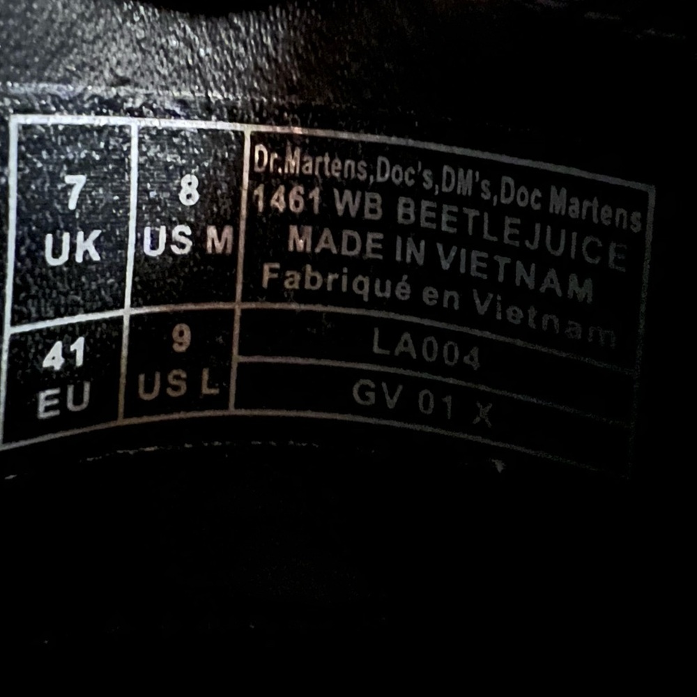 Dr. Martens LIMITED EDITION Women's 1461
Beetlejuice X Warner Bros Studio Size 9 - Picture 13 of 16